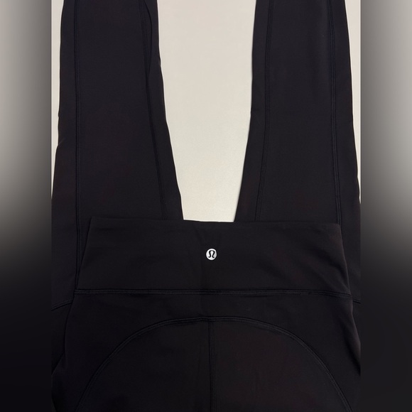 Lululemon Invigorate High-Rise, 25" Size 4, Black Like New Condition - Picture 10 of 14